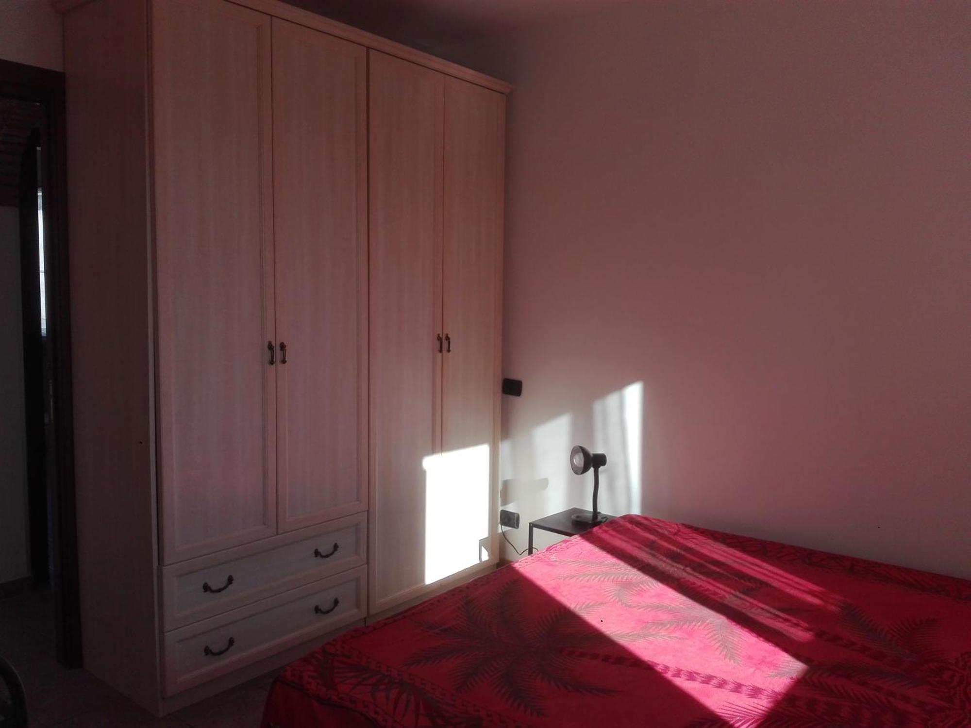 A Santy'S House 1Piano-No Lift-Shuttle A Pagamento-Raggiungibile A Piedi Aeroporto-Fermata Bus Fiera Di Roma A 3 Minuti-Air Condiz Ed Extra Bed For A Fee A Pagamento Lägenhet Fiumicino Exteriör bild